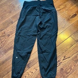 Unlined studio pant black sz 8